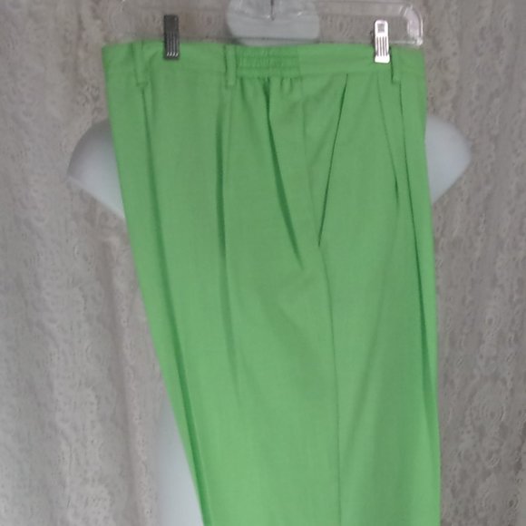 Sag Harbor Apple Green Pants Slacks Size 12  NWOT - Picture 1 of 5